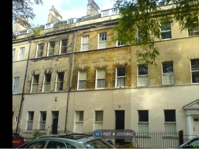 Flat to rent in Grosvenor Place, Bath BA1