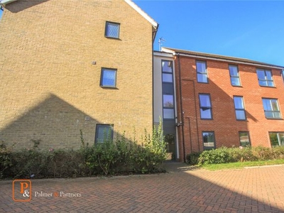 Flat to rent in Henry Swan Way, Colchester, Essex CO1