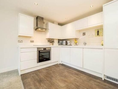 Flat to rent in Lilac House, Woodford Green IG8