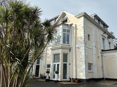 Flat to rent in Middle Warberry Road, Torquay TQ1