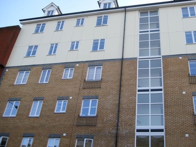 Flat to rent in Mill Gardens, - Mill Street, Luton LU1