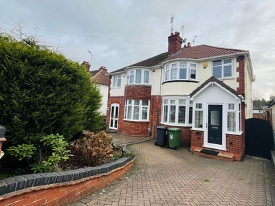 Property to rent in Fairview Road, Penn, Wolverhampton WV4