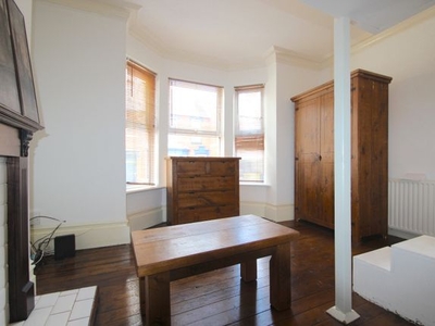 Room to rent in Wellington Street, Kettering NN16