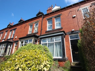 Terraced house to rent in Ash Road, Headingley, Leeds LS6