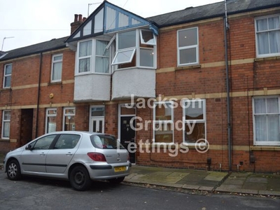 Terraced house to rent in Monarch Road, Kingsthorpe Hollow, Northampton NN2