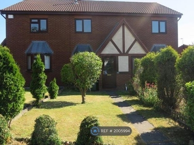 Terraced house to rent in Wealdstone Drive, Dudley DY3