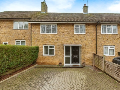 Thistle Grove, Welwyn Garden City - 3 bedroom terraced house