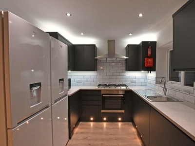 1 bedroom apartment for rent in Harrington Gardens, London, SW7