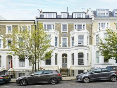 1 bedroom flat for rent in Campden Hill Gardens, London, W8