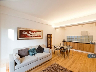 1 bedroom flat for rent in Hartfield Road, Wimbledon, SW19