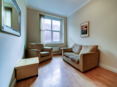 1 bedroom flat for rent in Tower House, City Centre, , NE1