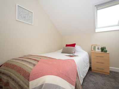 1 bedroom house share for rent in 17 Manor Terrace, Headingley, Leeds, LS6 1BU, LS6