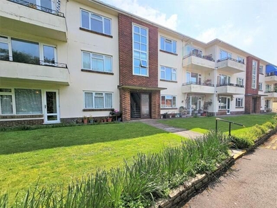 2 Bedroom Apartment Bournemouth Poole