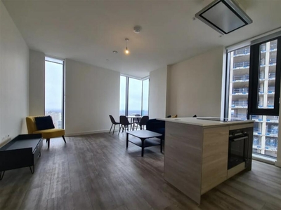 2 bedroom apartment for rent in 214, The Tower Bank, B16