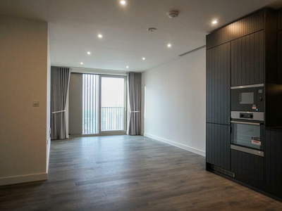 2 bedroom apartment for rent in 3 Cherry park lane, London, E20