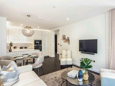 2 bedroom apartment for rent in Charles Clowes Walk, London, SW11
