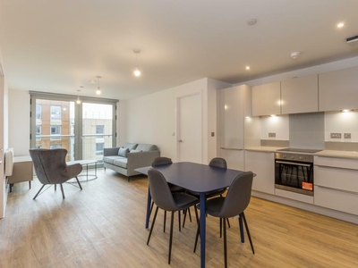 2 bedroom apartment for rent in Solstice Apartments, Silbury Boulevard Milton Keynes MK9
