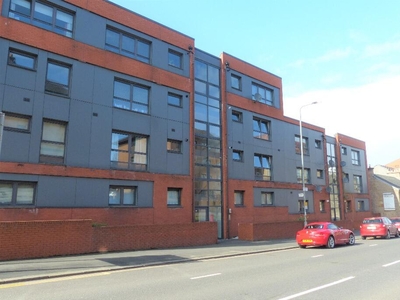 2 bedroom flat for rent in Clarkston Road, Cathcart, Glasgow, G44