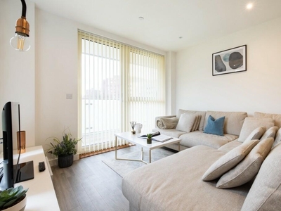 2 bedroom flat for rent in Habington House, Avenue Rd, London, W3