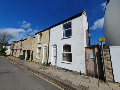 2 bedroom semi-detached house for rent in John Street, Cambridge, , CB1