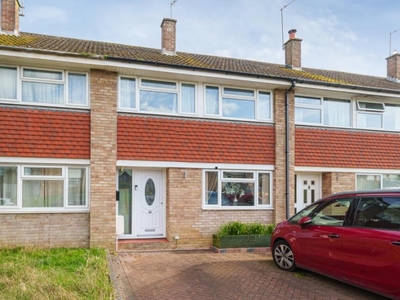 3 Bed House For Sale in Basingstoke, Hampshire, RG21 - 5376992