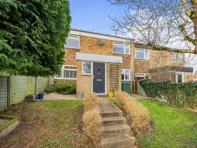 3 Bed House For Sale in Long Crendon, Buckinghamshire, HP18 - 5307429