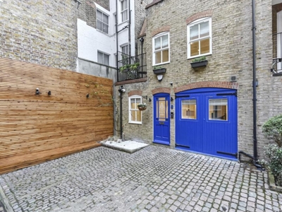 3 Bed House For Sale in Rutland Mews, St. John's Wood, NW8 - 5313494