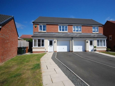3 bedroom house for rent in Dunnock Place, Five Mile Park, Wideopen, NE13