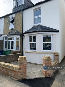 3 bedroom semi-detached house for rent in Howard Street, Oxford, OX4