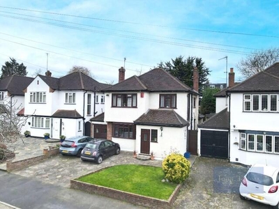 4 Bedroom House Chigwell Essex