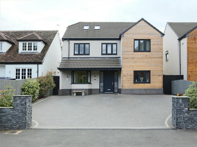 5 Bedroom Detached House For Sale In Glenfield