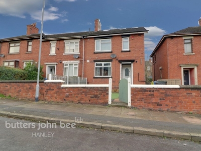 5 bedroom House - Terraced for sale in Stoke-On-Trent