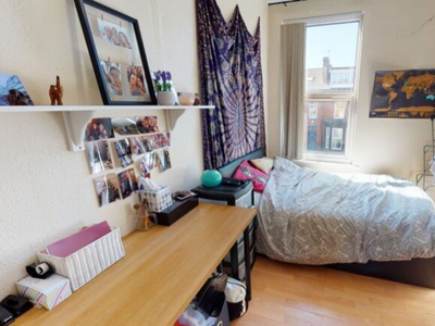 7 bedroom house for rent in Brudenell Street, Leeds, West Yorkshire, LS6