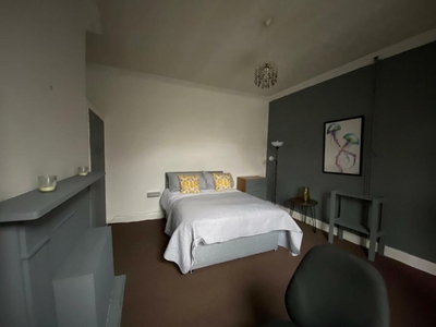 7 bedroom house share for rent in Arthurs, Newcastle upon Tyne, NE4
