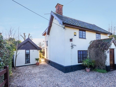 Cottage for sale with 4 bedrooms, Attleborough | Fine & Country