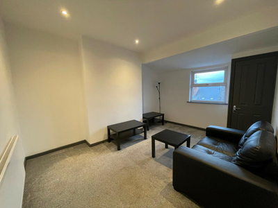 1 bedroom apartment for rent in Flat 3, Providence Avenue, Leeds, West Yorkshire, LS6