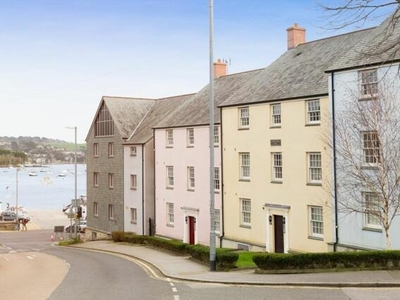 1 Bedroom Apartment For Sale In Penryn