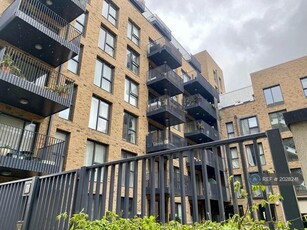 1 bedroom flat for rent in Ashley Court, London, E3