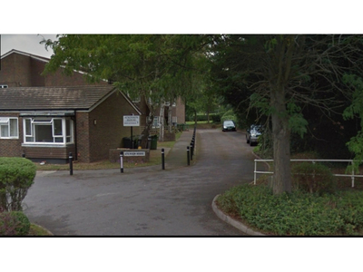 1 Bedroom Flat For Rent In Betchworth, Mole Valley