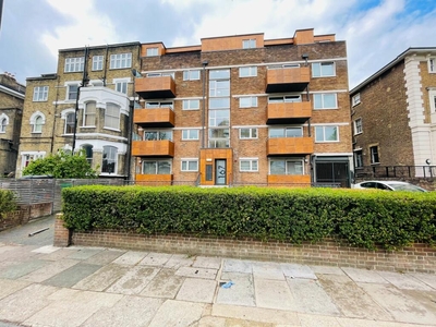 1 bedroom flat for rent in Embassy Lodge, Green Lanes, N16