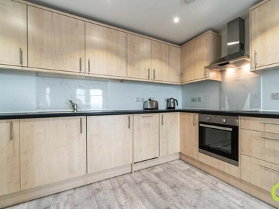 1 Bedroom Flat For Rent In High Road, Ilford