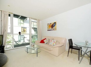 1 bedroom flat for rent in Leman Street, Aldgate, London, E1