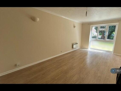 1 Bedroom Flat For Rent In Sutton