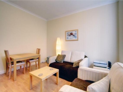 1 Bedroom Flat For Rent In Tower Street