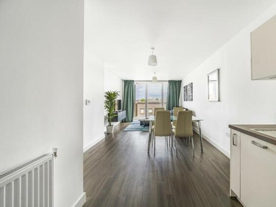1 Bedroom Flat For Sale In Adenmore Road, London