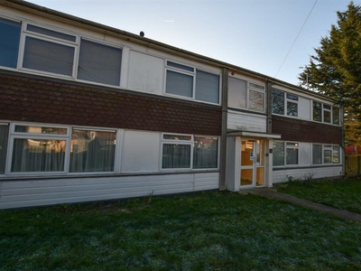 1 bedroom flat for sale in Cotlandswick, London Colney, St. Albans, AL2