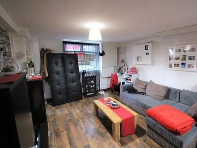 1 bedroom flat to rent Leeds, LS8 5LA