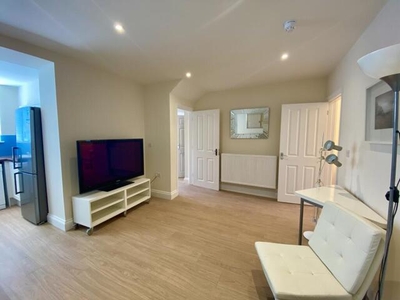 1 Bedroom Ground Floor Flat For Rent In Eastbourne