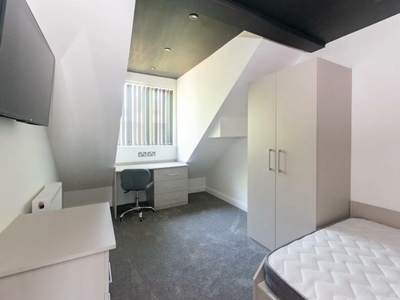 9 bedroom house share for rent in Regent Park Terrace, Leeds, West Yorkshire, LS6