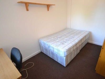 1 bedroom house share to rent Reading, RG6 1DL